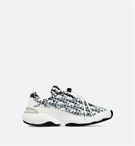 chaussure dior b24|black dior oblique sneaker.